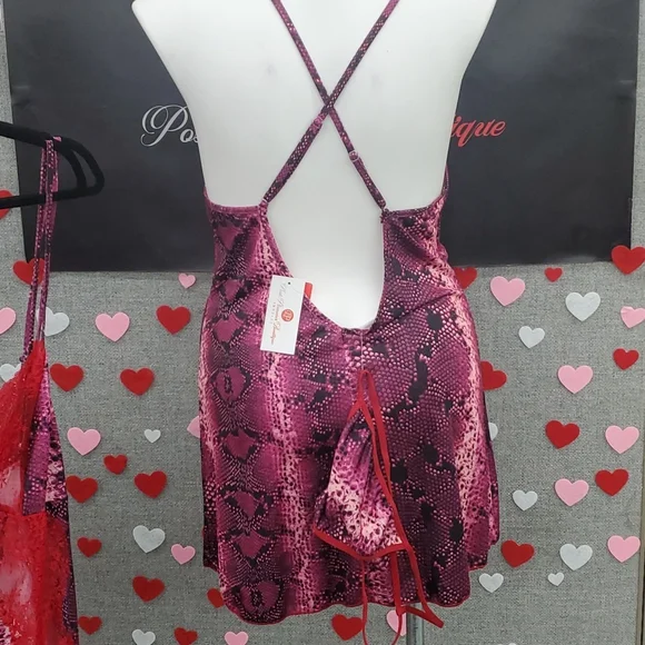 Queen Irresistible Snake Skin Print Baby D… - Picture 9 of 9